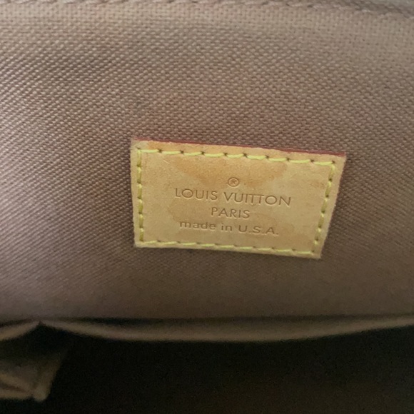 Louis Vuitton Shoulder Bag - Picture 6 of 10